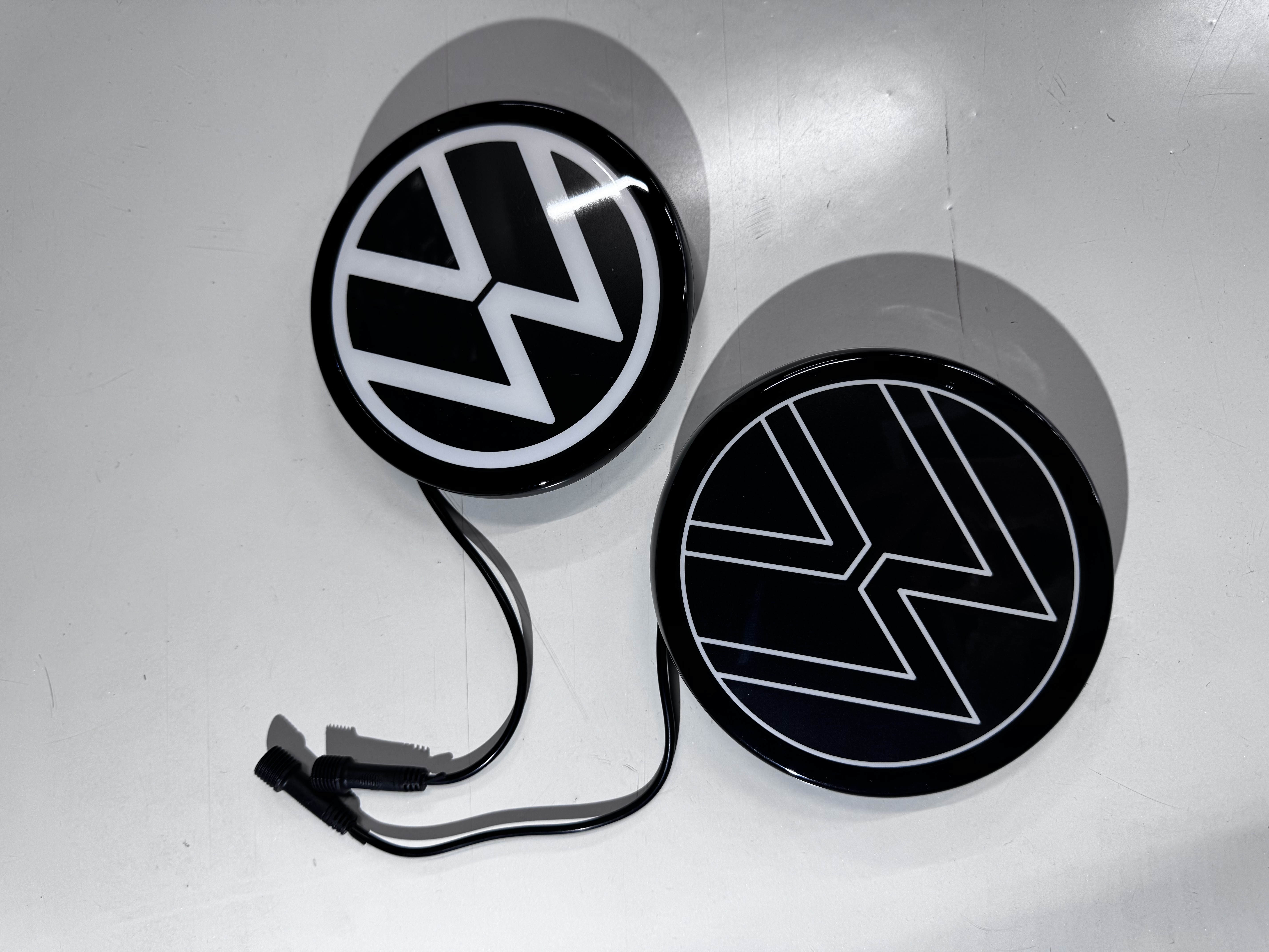 VW LED Emblem
